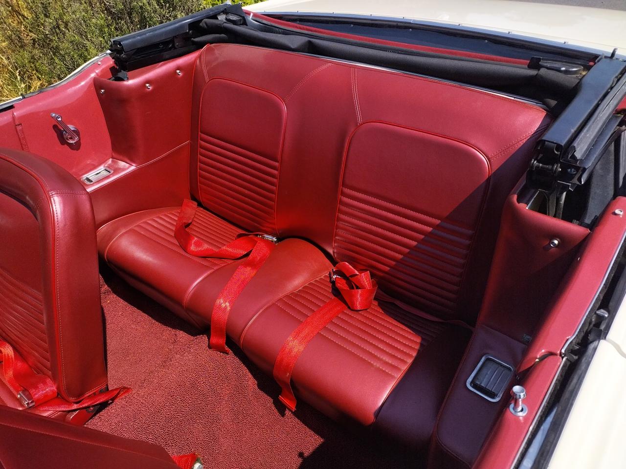 FORD MUSTANG CONVERTIBLE code C