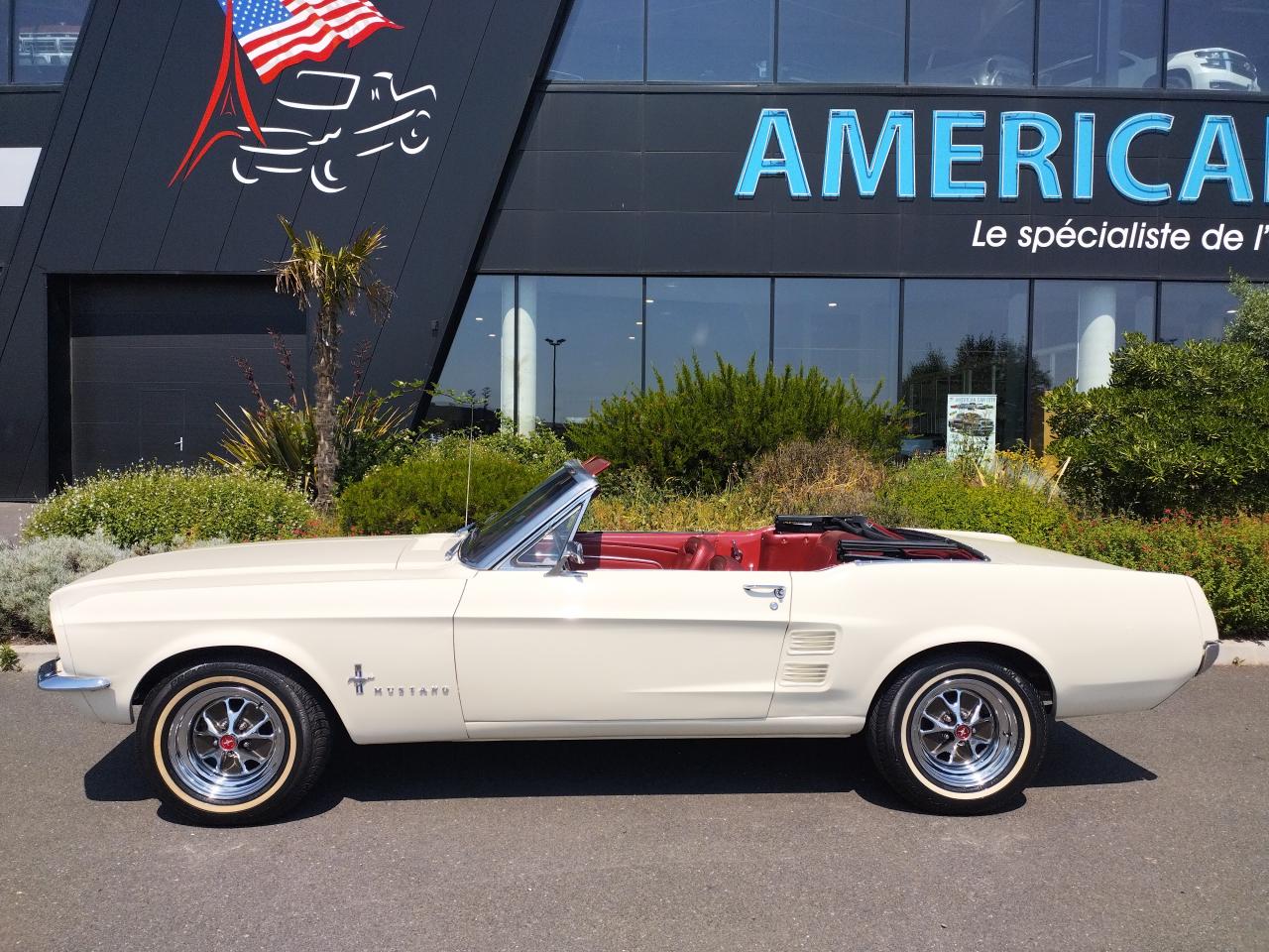 FORD MUSTANG CONVERTIBLE code C
