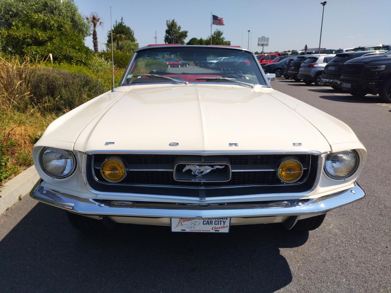 FORD MUSTANG CONVERTIBLE code C