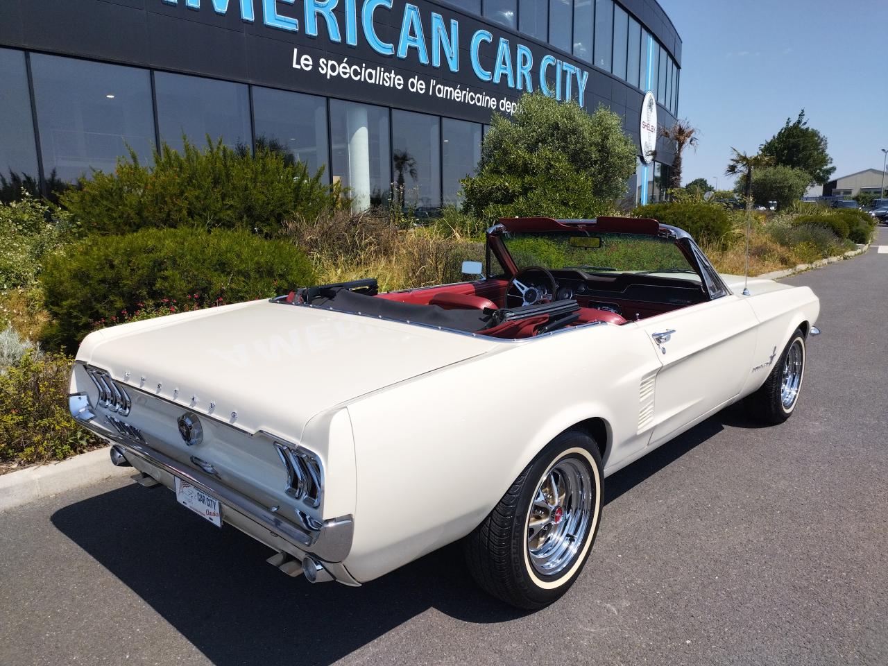 FORD MUSTANG CONVERTIBLE code C