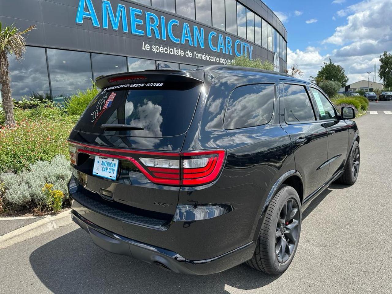 DODGE DURANGO V8 6.4L SRT392