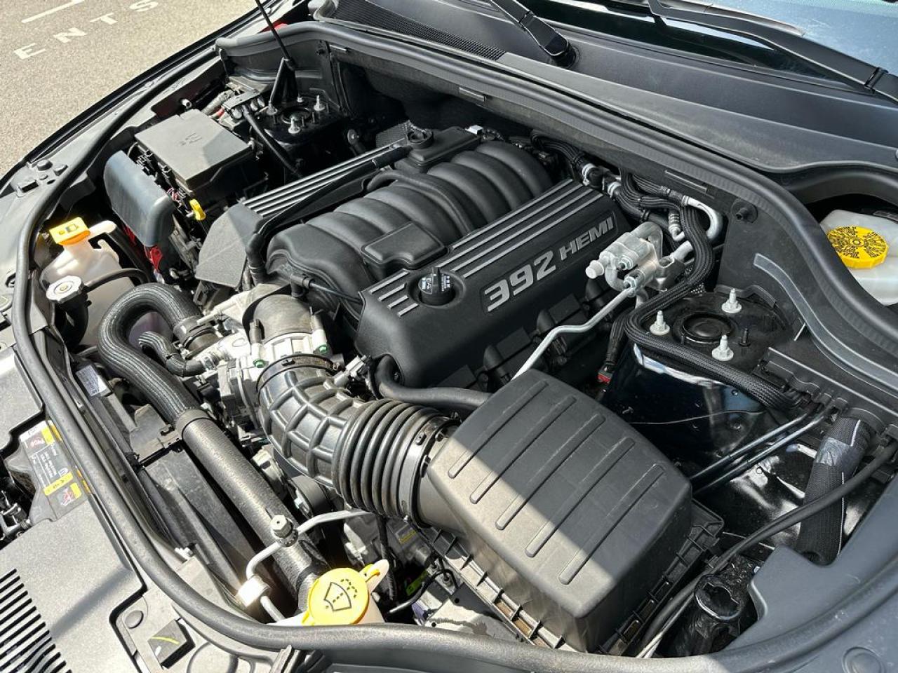 DODGE DURANGO V8 6.4L SRT392