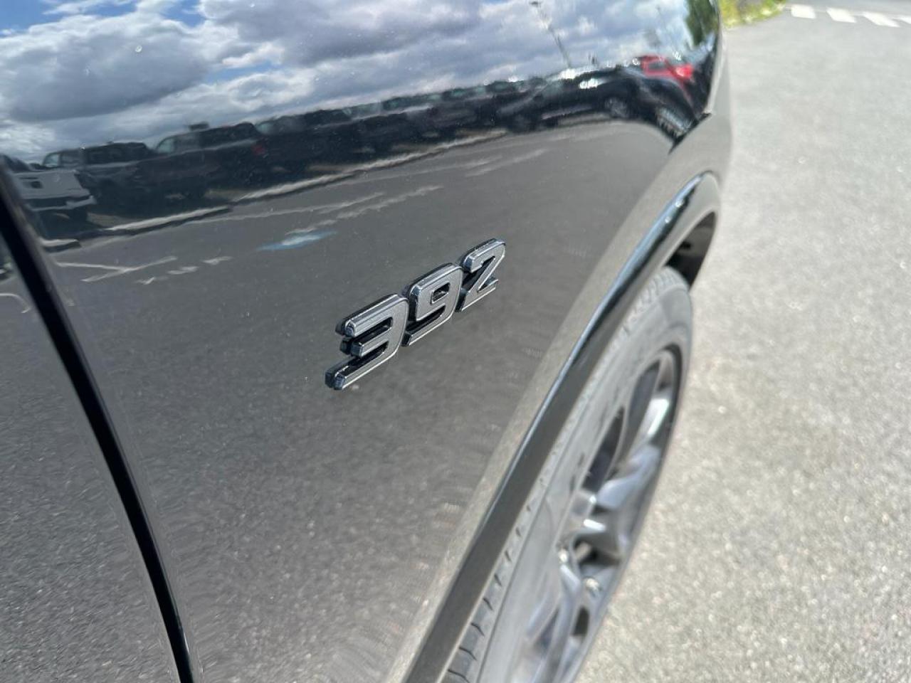DODGE DURANGO V8 6.4L SRT392