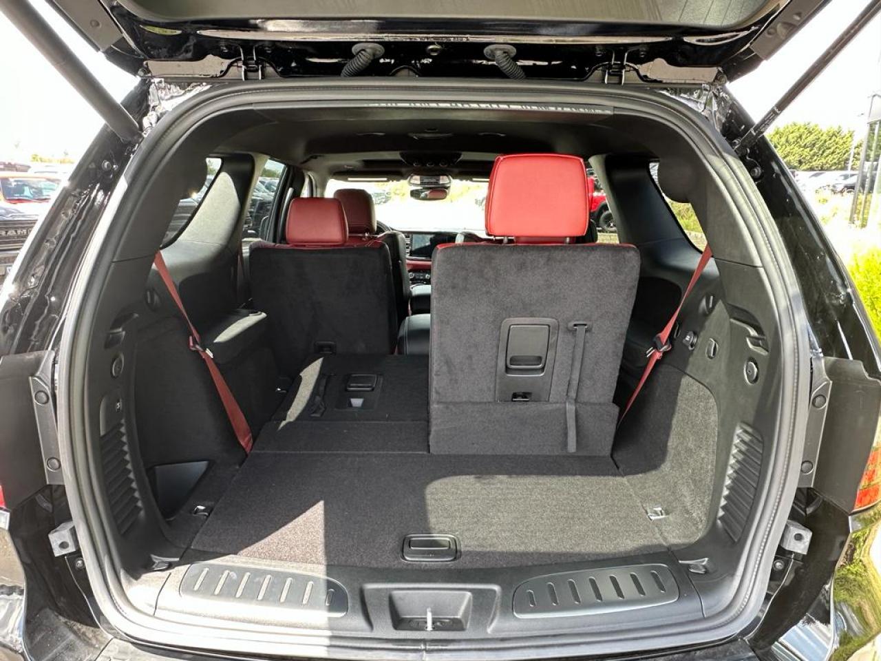 DODGE DURANGO V8 6.4L SRT392