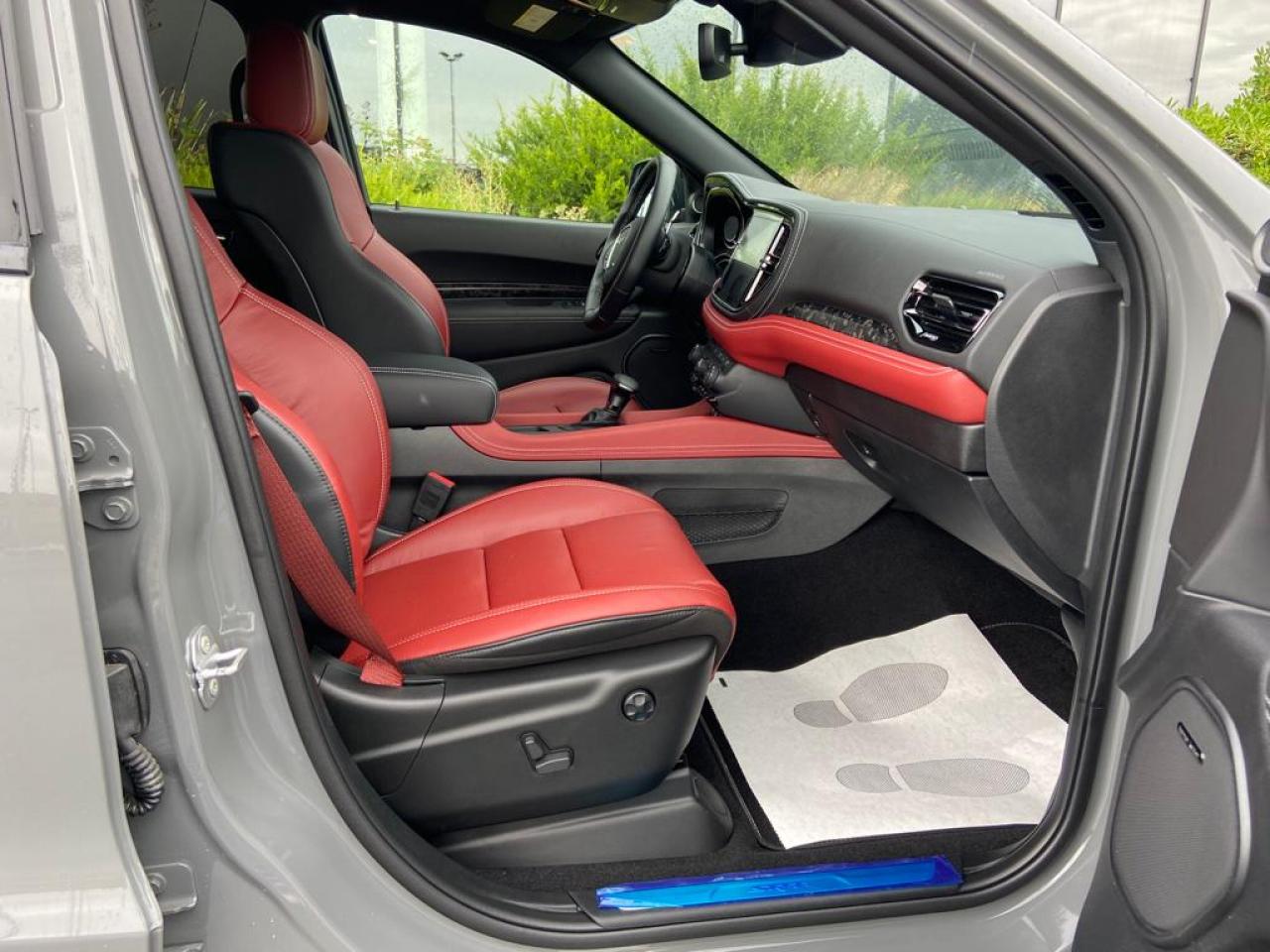 DODGE DURANGO V8 6.4L SRT392