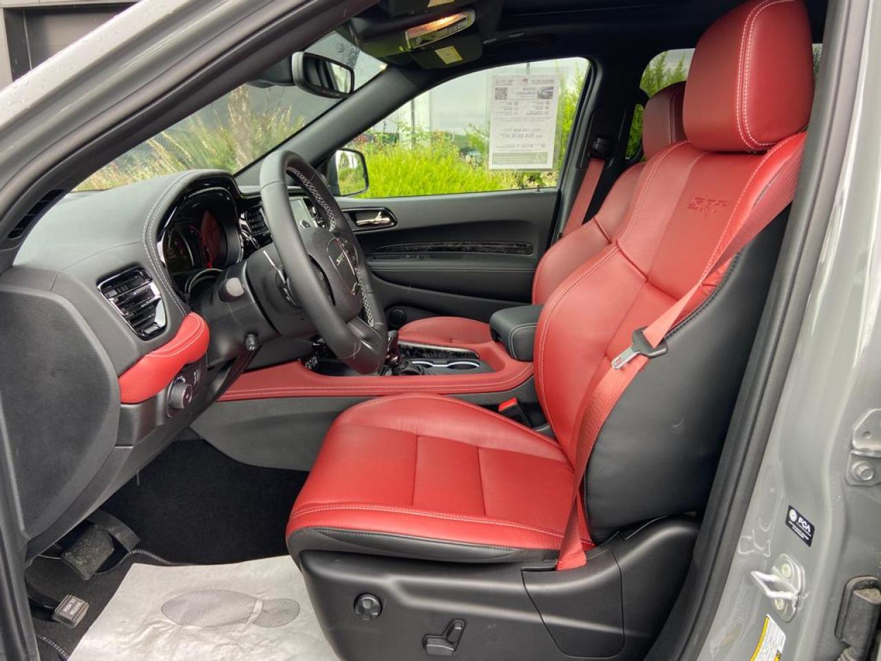 DODGE DURANGO V8 6.4L SRT392