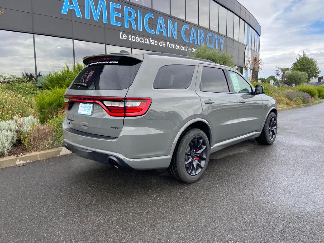 DODGE DURANGO V8 6.4L SRT392