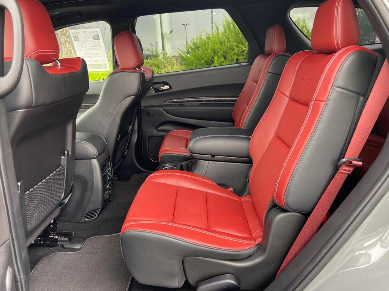 DODGE DURANGO V8 6.4L SRT392