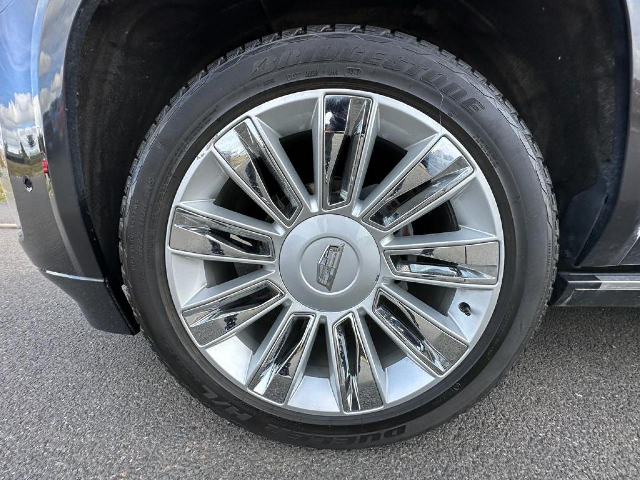 CADILLAC ESCALADE ESV Platinum V8 6.2L