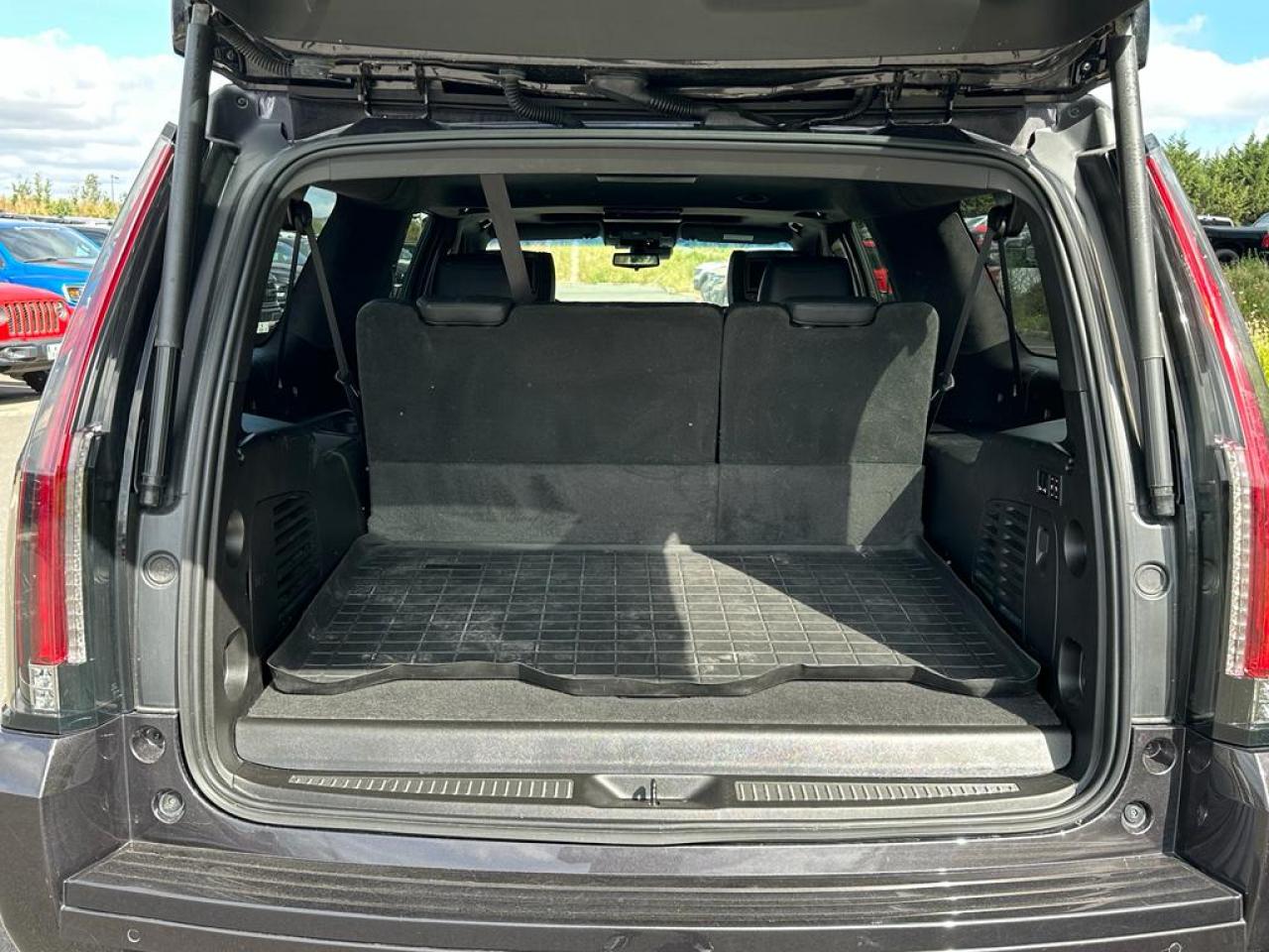 CADILLAC ESCALADE ESV Platinum V8 6.2L
