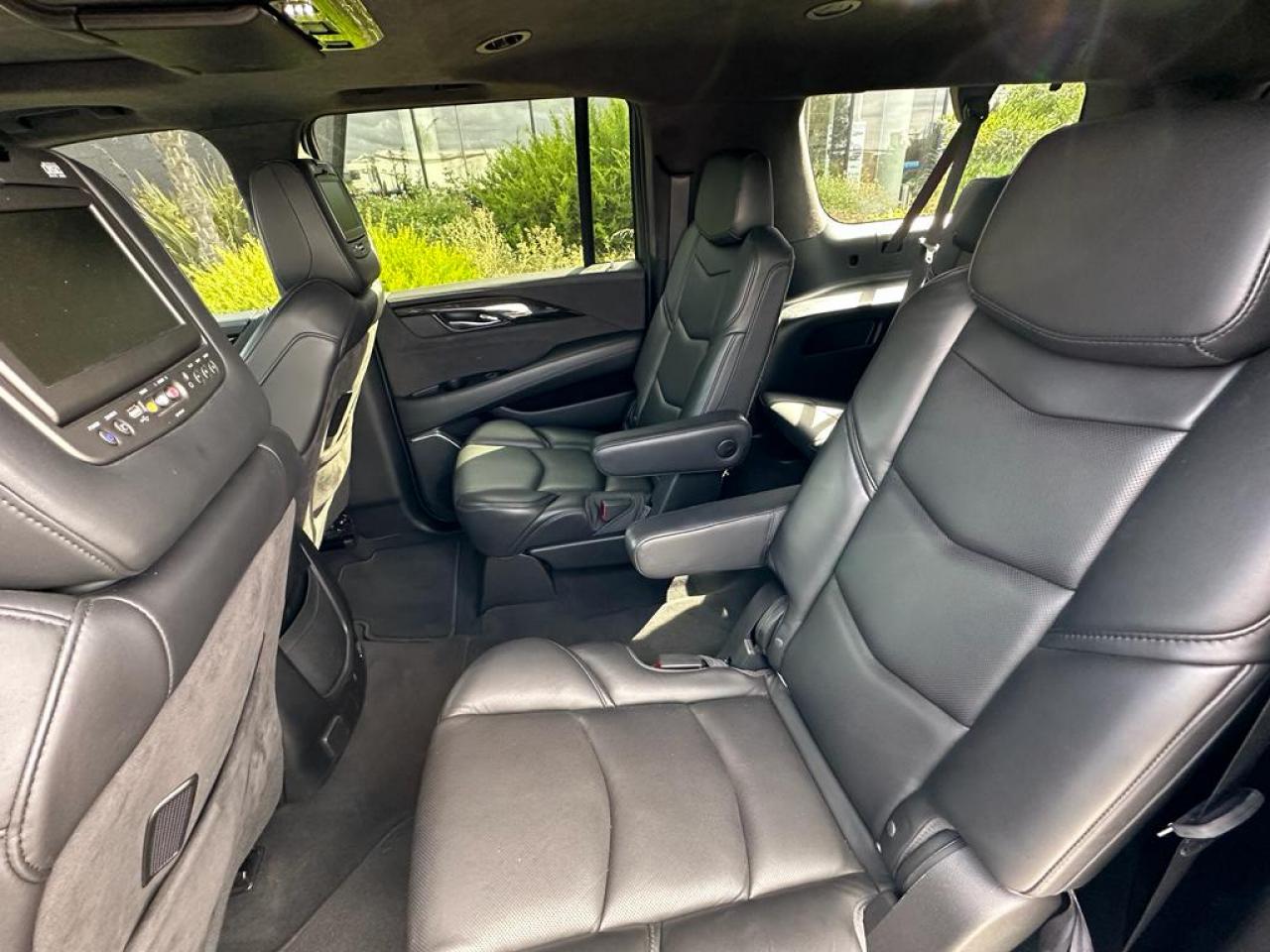CADILLAC ESCALADE ESV Platinum V8 6.2L