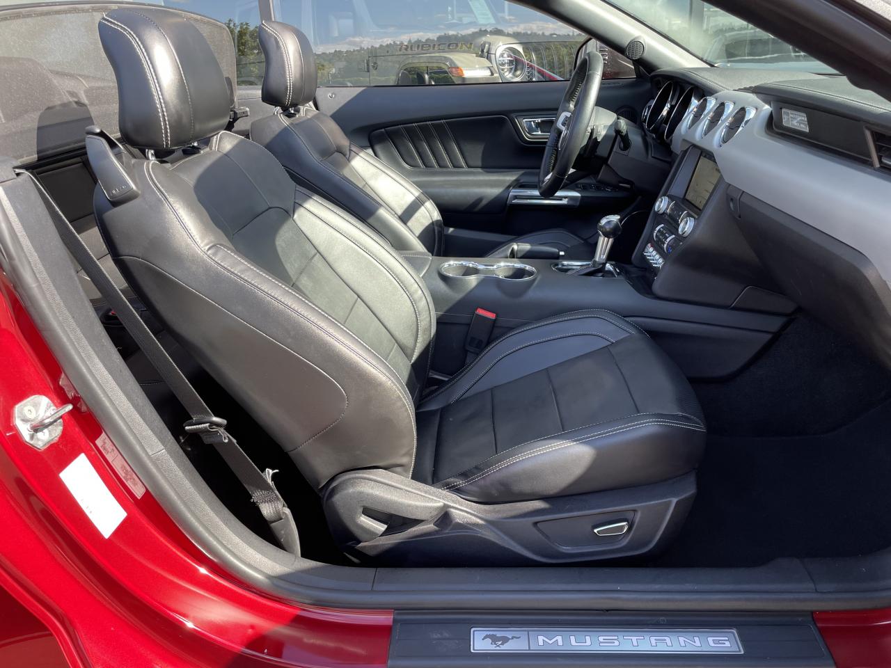 FORD MUSTANG GT CABRIOLET V8 5.0L BVA