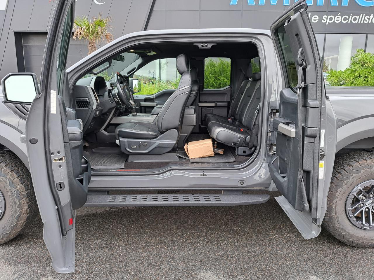 FORD F150 RAPTOR SUPERCAB