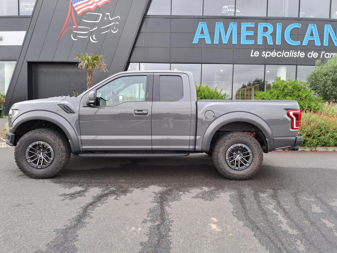 FORD F150 RAPTOR SUPERCAB