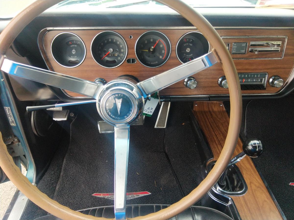 PONTIAC GTO V8 6.6 litres, BOITE 4, matching numbers