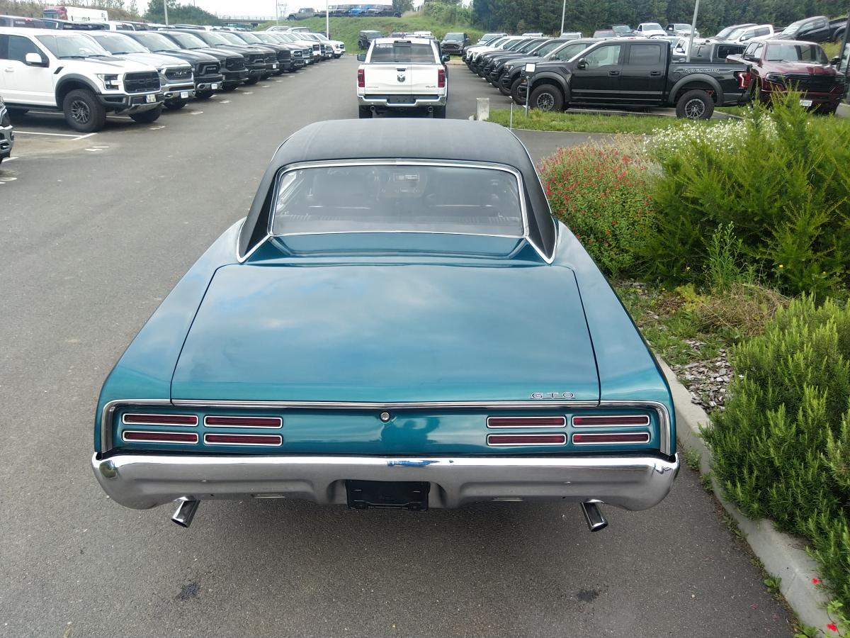PONTIAC GTO V8 6.6 litres, BOITE 4, matching numbers