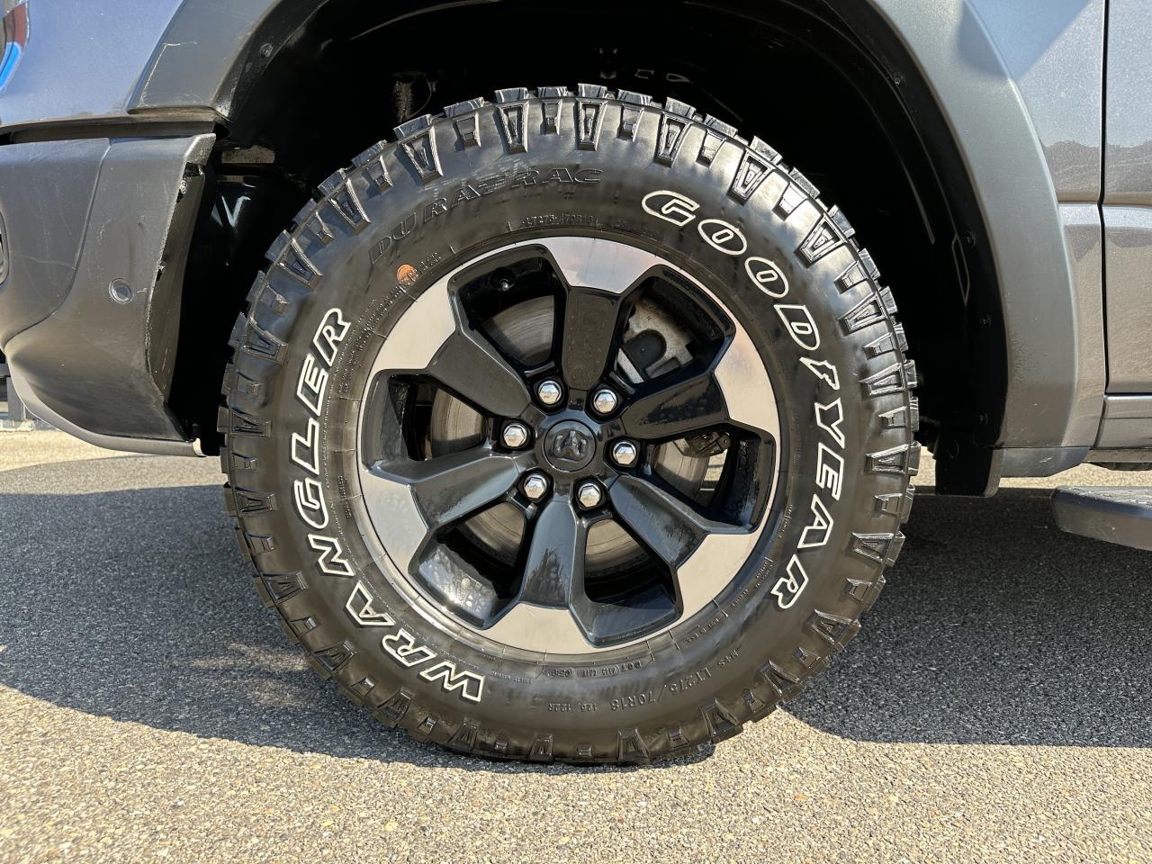 DODGE RAM 1500 CREW CAB REBEL