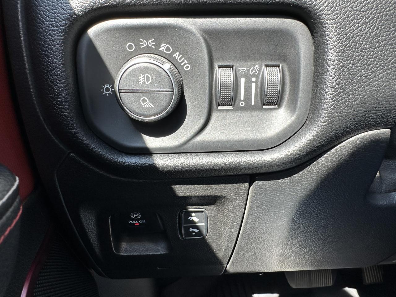 DODGE RAM 1500 CREW CAB REBEL