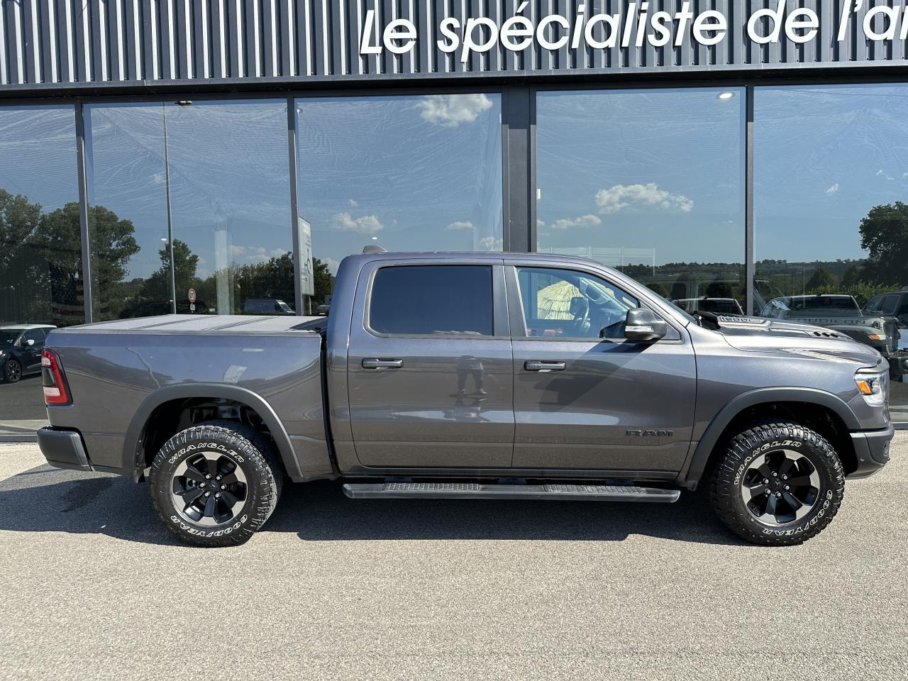 DODGE RAM 1500 CREW CAB REBEL