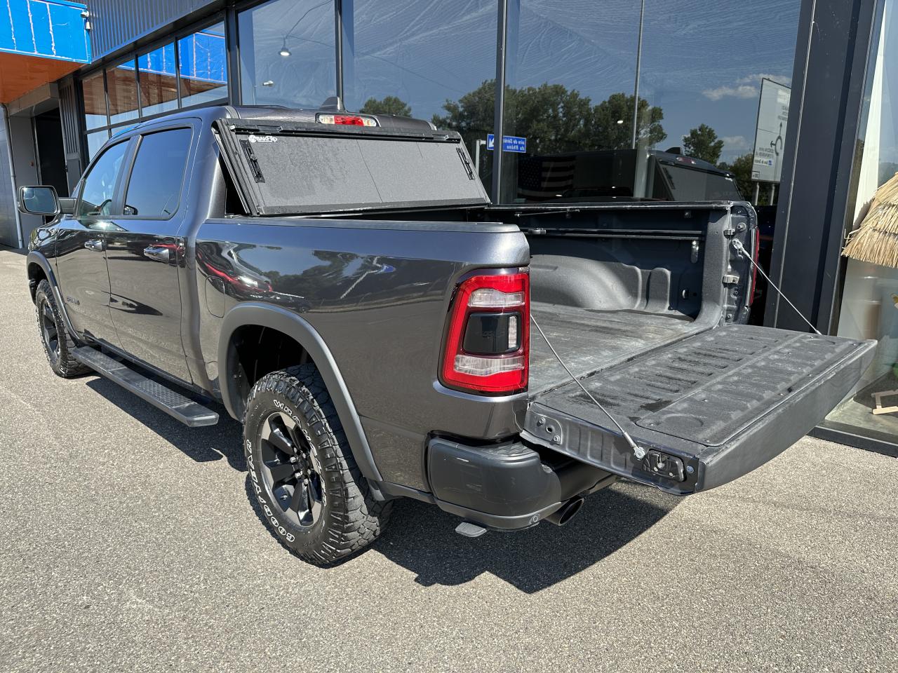 DODGE RAM 1500 CREW CAB REBEL