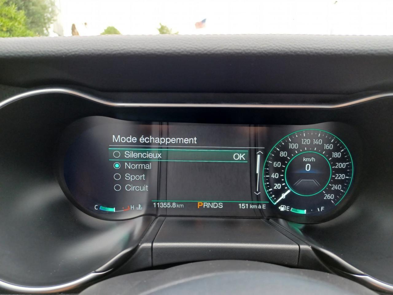 FORD MUSTANG GT CABRIOLET V8 5.0L BVA10
