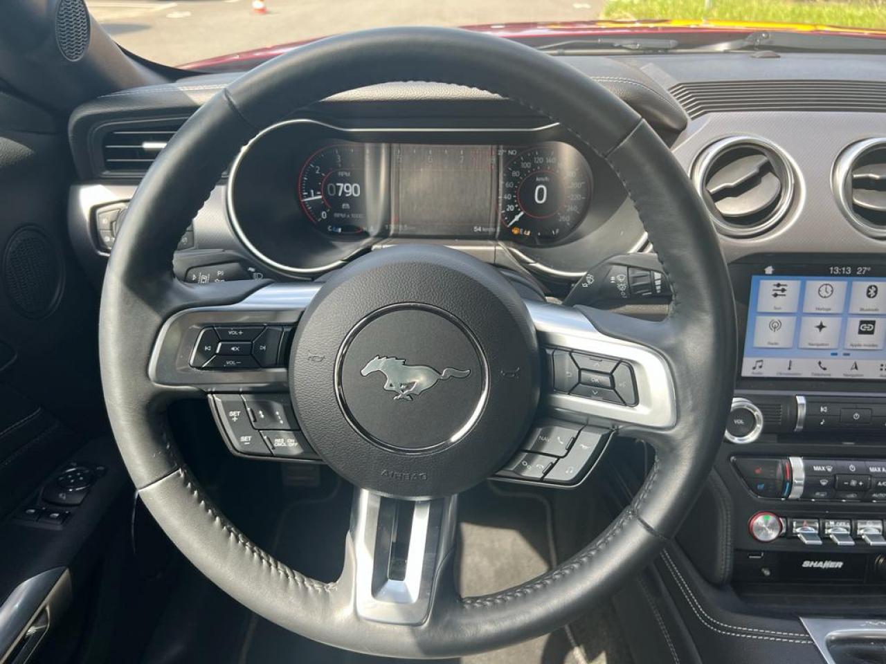 FORD MUSTANG GT V8 5.0L BVM