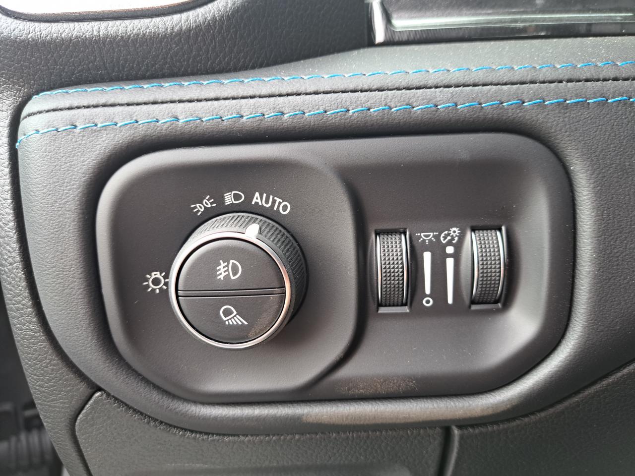 DODGE RAM TRX LUNAR edition V8 6.2L