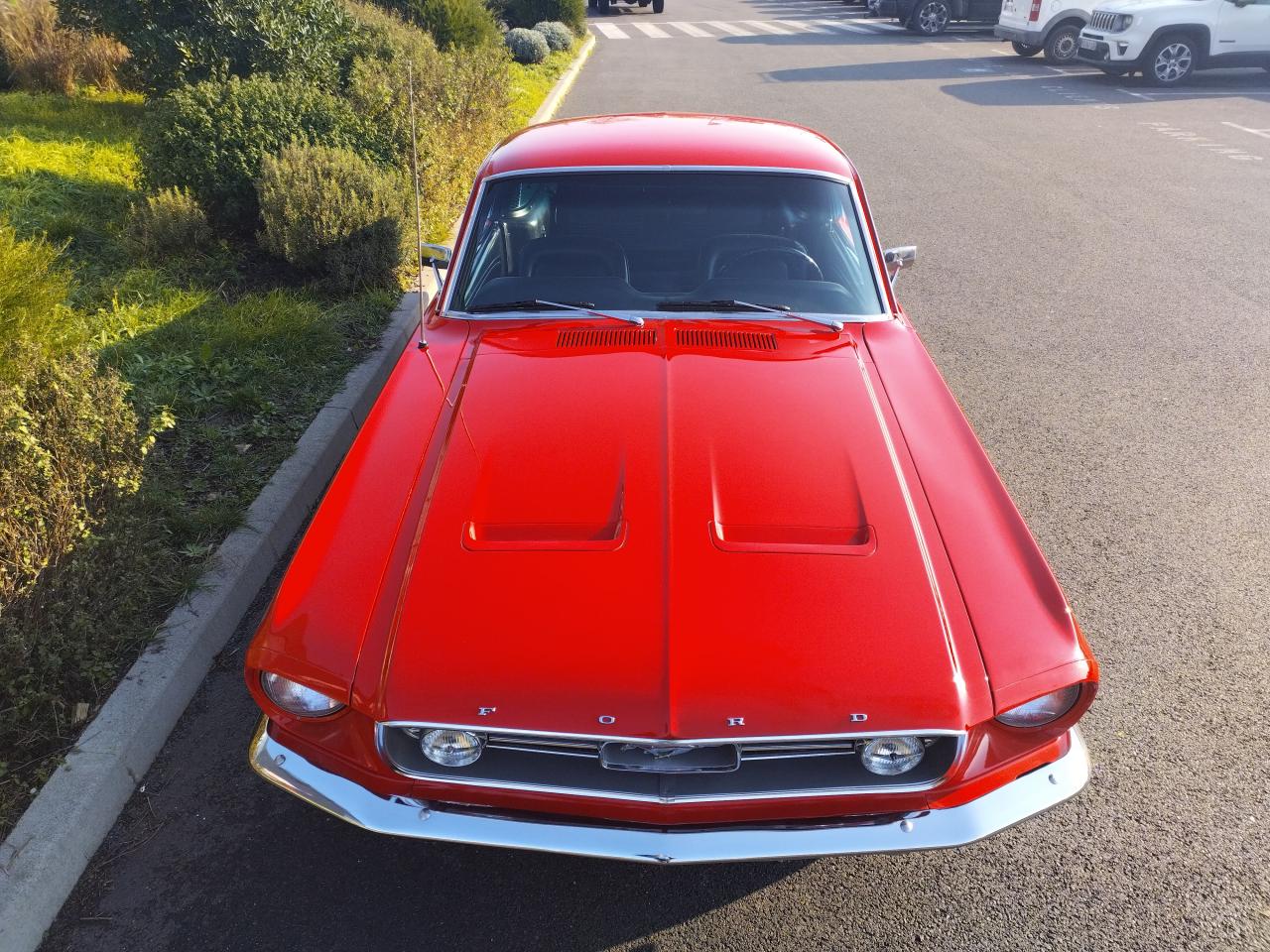 FORD MUSTANG 289 Fastback EN RESTAURATION CHEZ NOUS