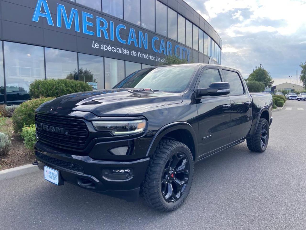 DODGE RAM 1500 CREW LIMITED NIGHT EDITION