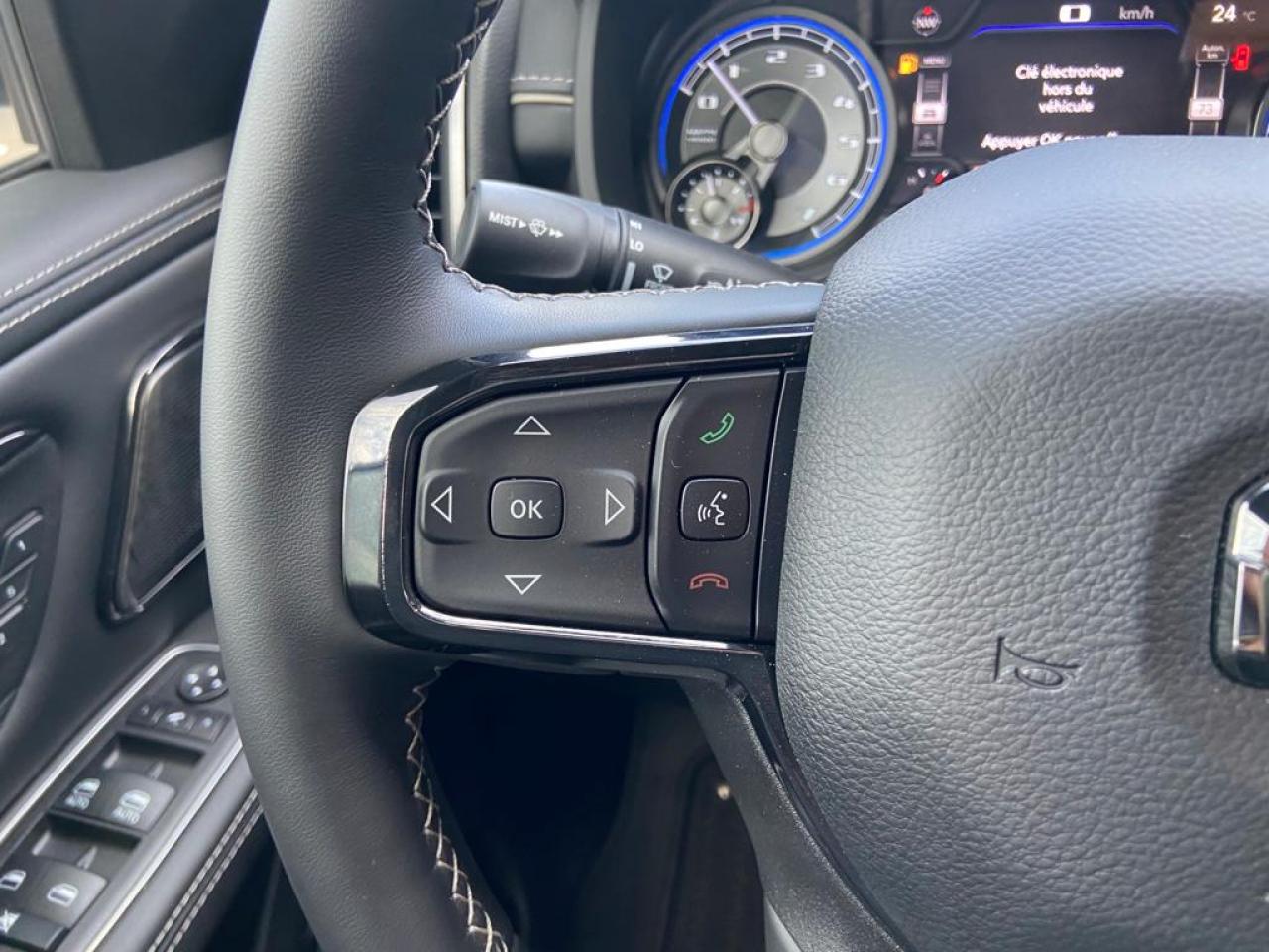 DODGE RAM 1500 CREW LIMITED NIGHT EDITION