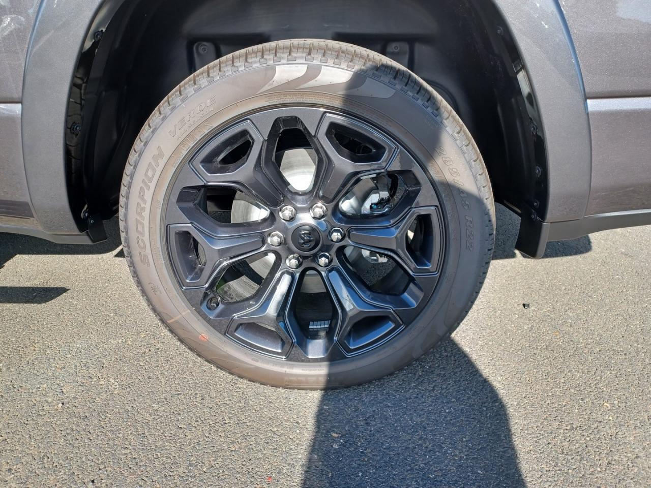 DODGE RAM 1500 CREW LIMITED NIGHT EDITION RAMBOX