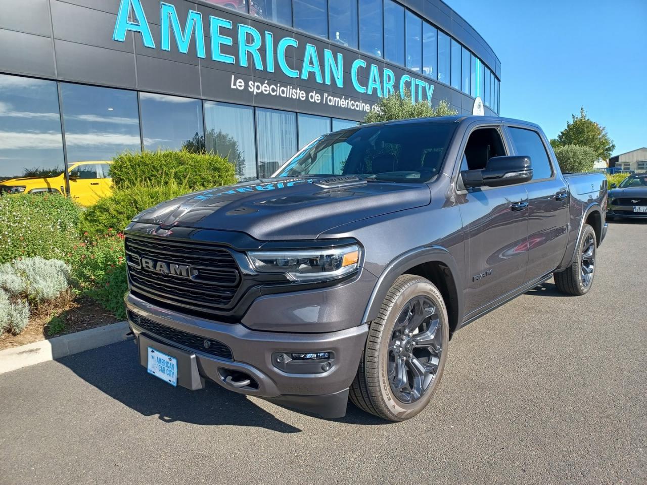 DODGE RAM 1500 CREW LIMITED NIGHT EDITION RAMBOX