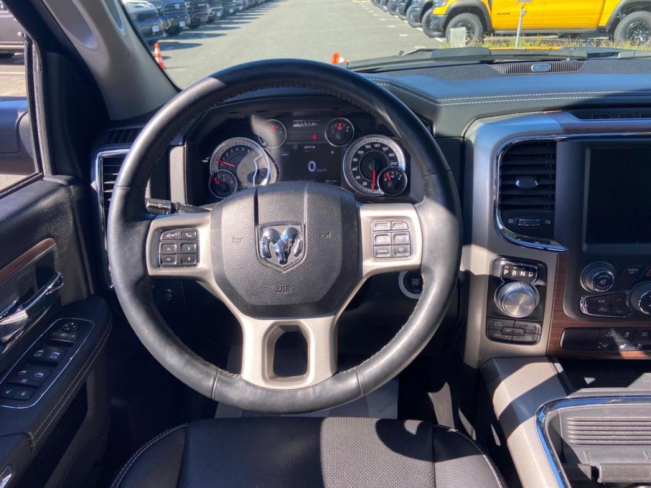 DODGE RAM 1500 CREW LARAMIE AIR