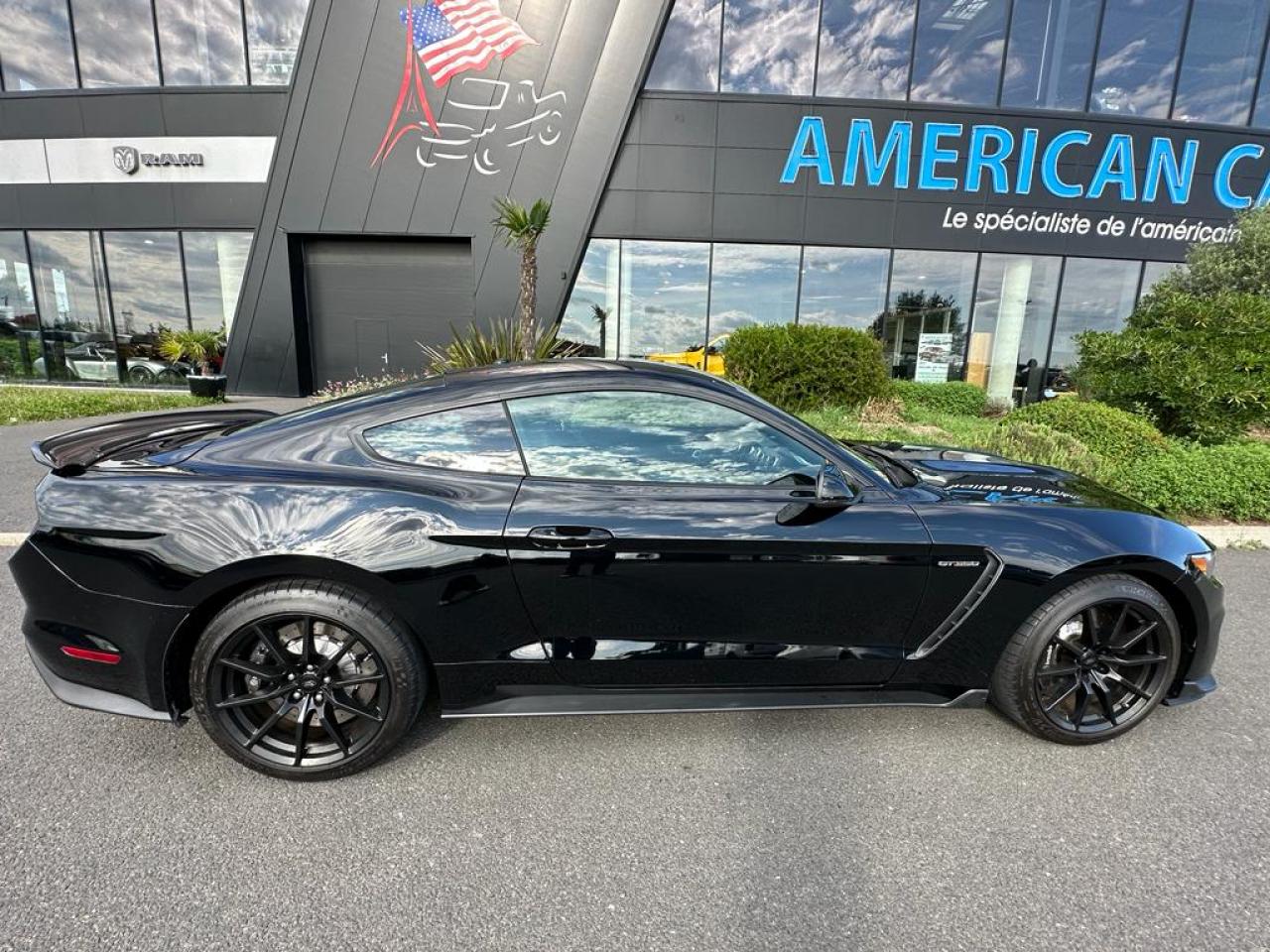 FORD MUSTANG SHELBY GT350 5.2L V8