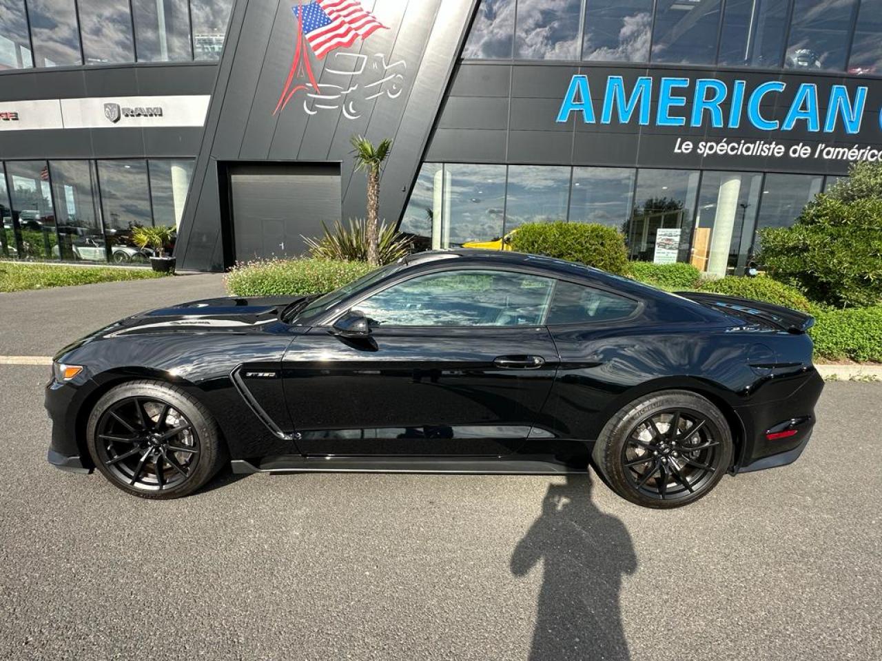 FORD MUSTANG SHELBY GT350 5.2L V8