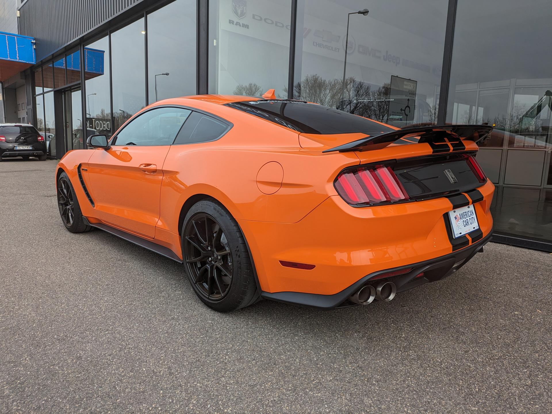 FORD MUSTANG SHELBY GT350 5.2L V8