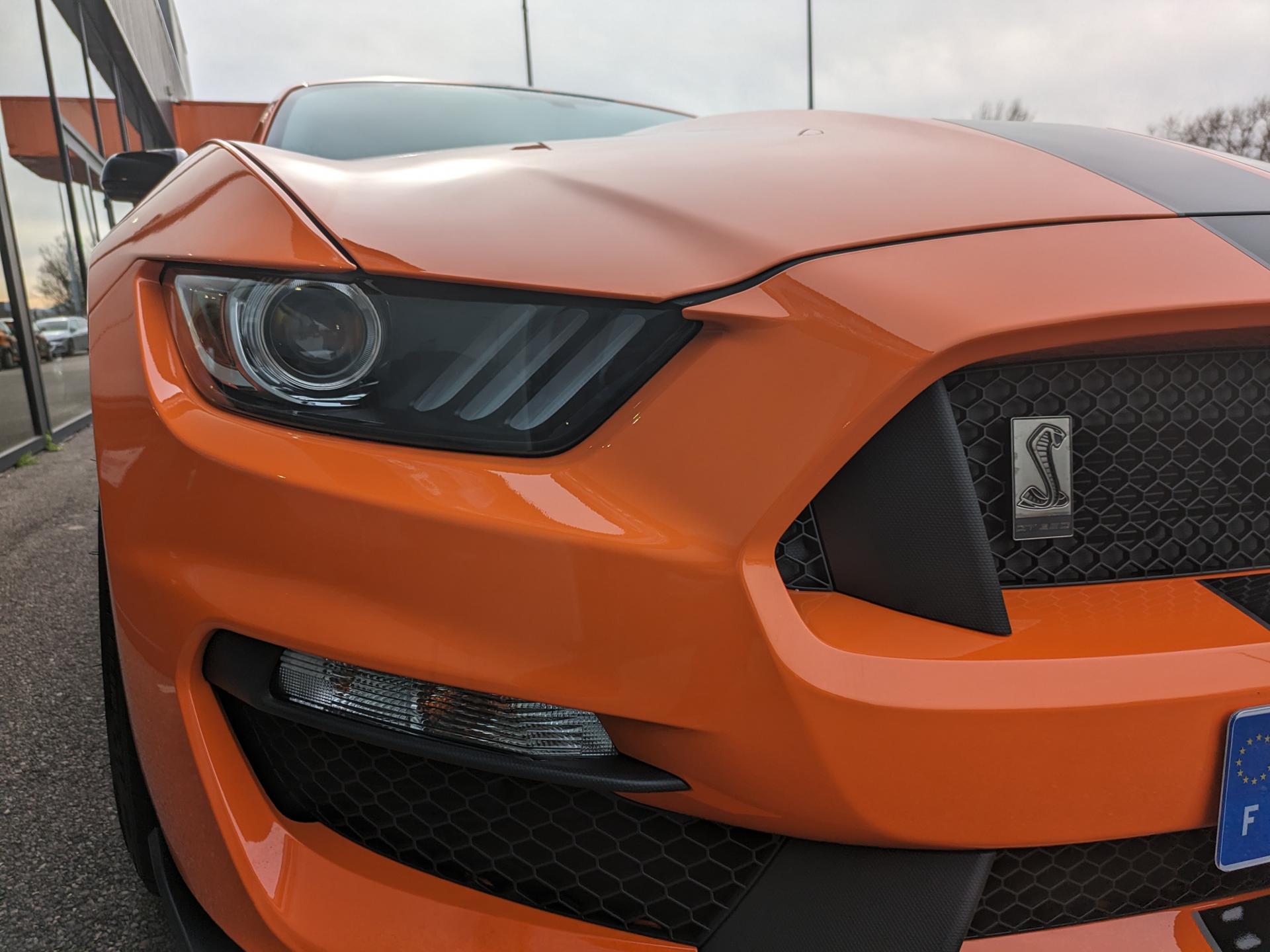 FORD MUSTANG SHELBY GT350 5.2L V8