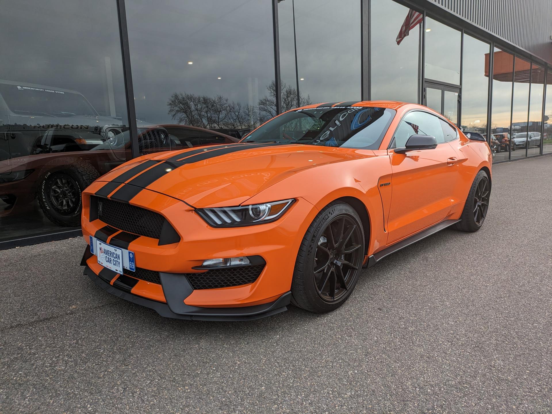 FORD MUSTANG SHELBY GT350 5.2L V8