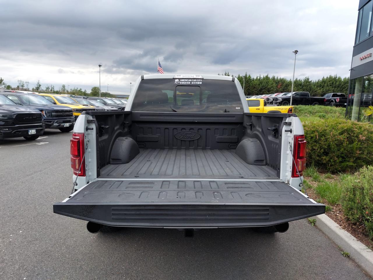 FORD F150 RAPTOR SUPERCAB