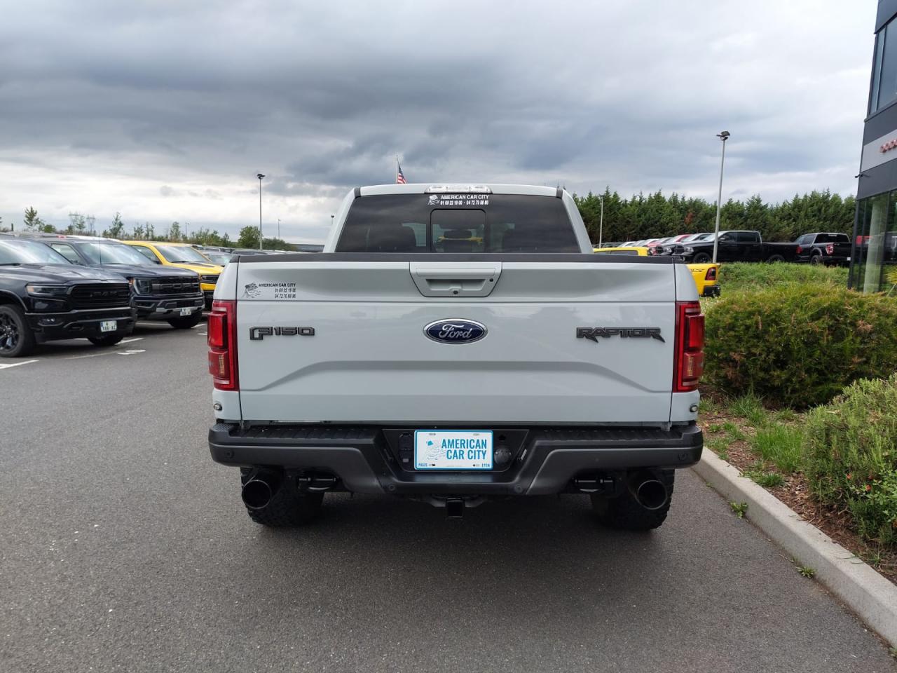 FORD F150 RAPTOR SUPERCAB