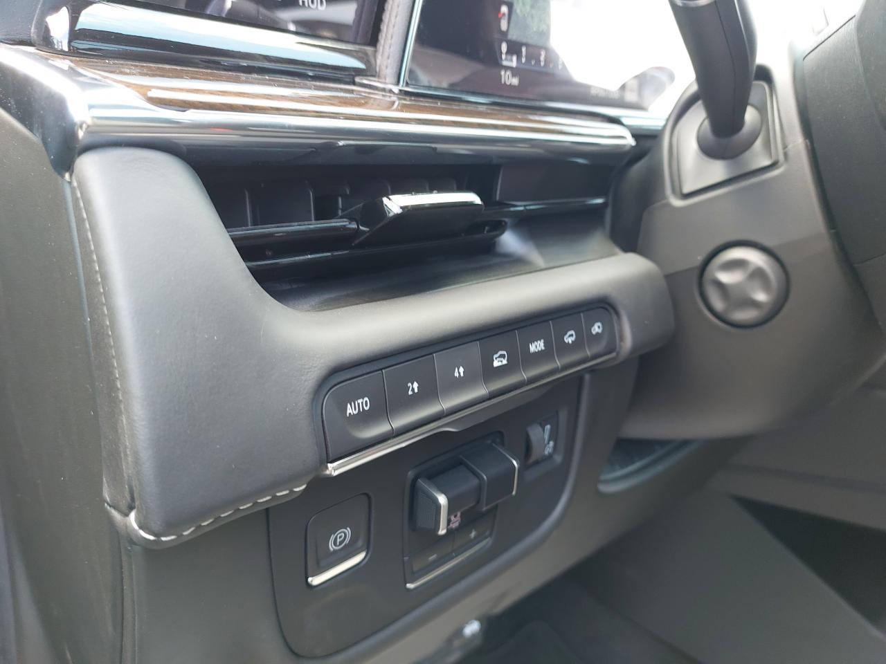 CADILLAC ESCALADE SUV Sport Platinum V8 6.2L
