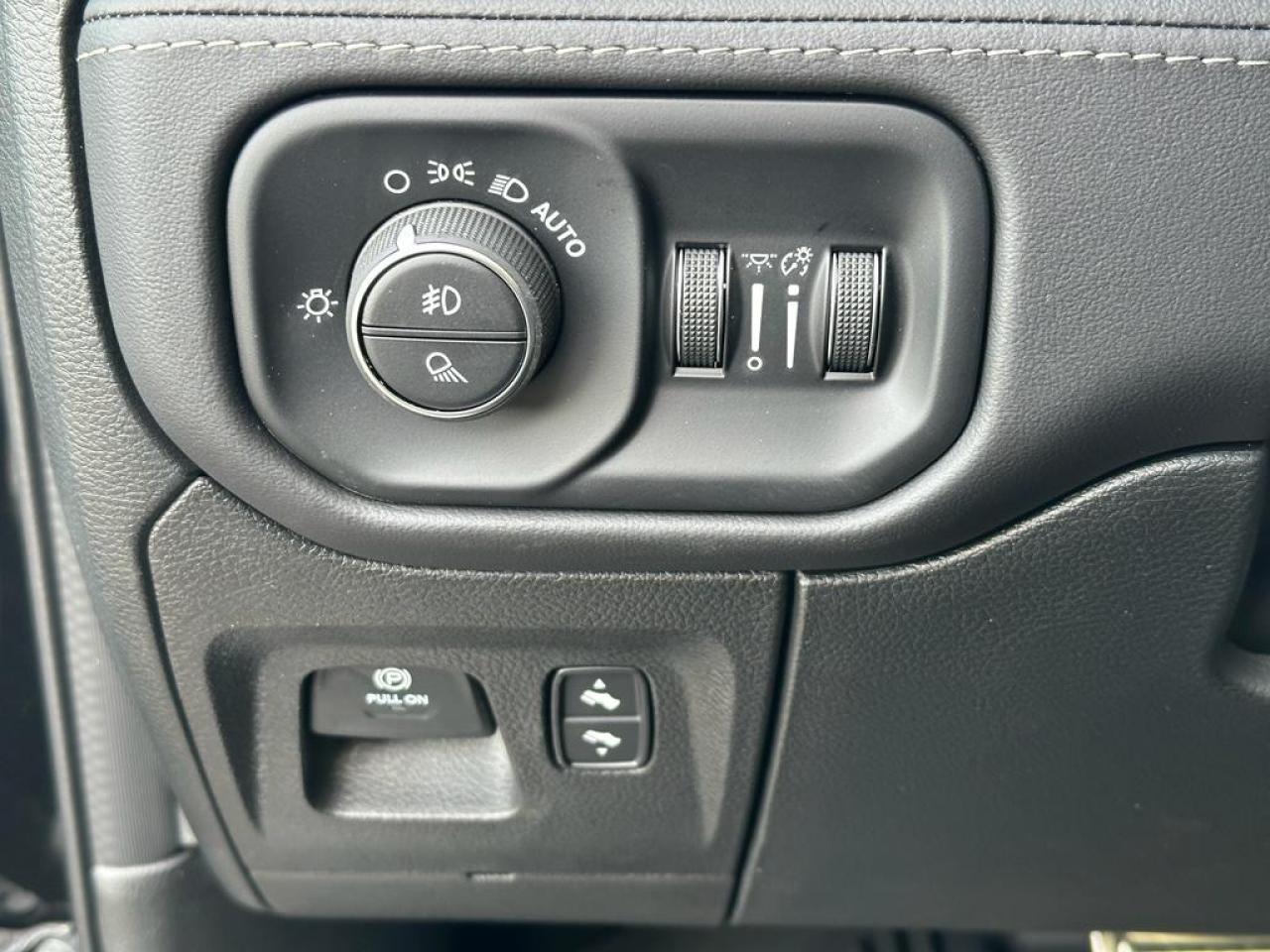 DODGE RAM TRX 6.2L V8