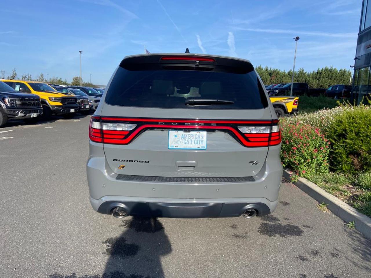 DODGE DURANGO R/T Hemi Orange Supertrack Plus
