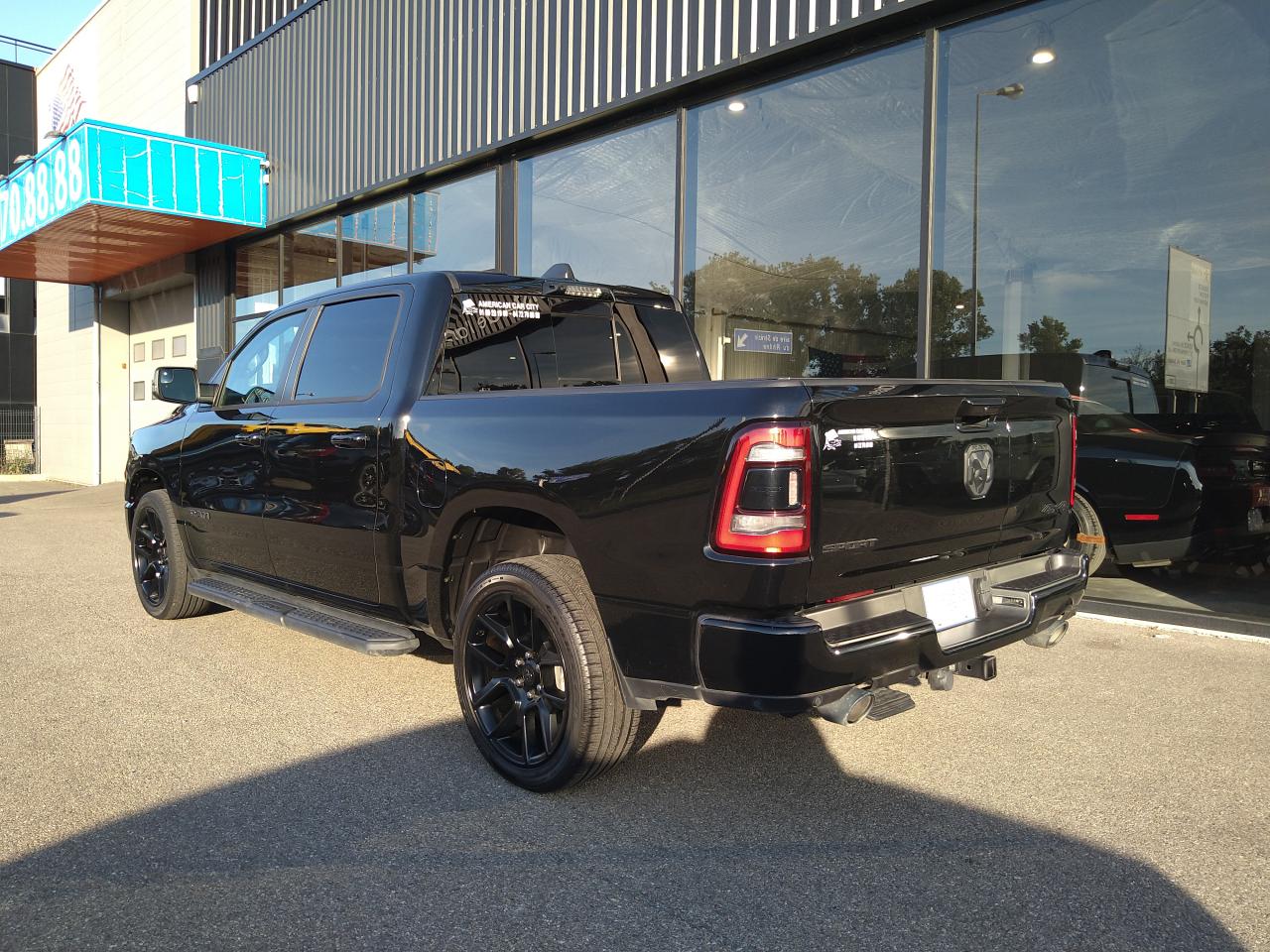 DODGE RAM 1500 CREW SPORT NIGHT EDITION