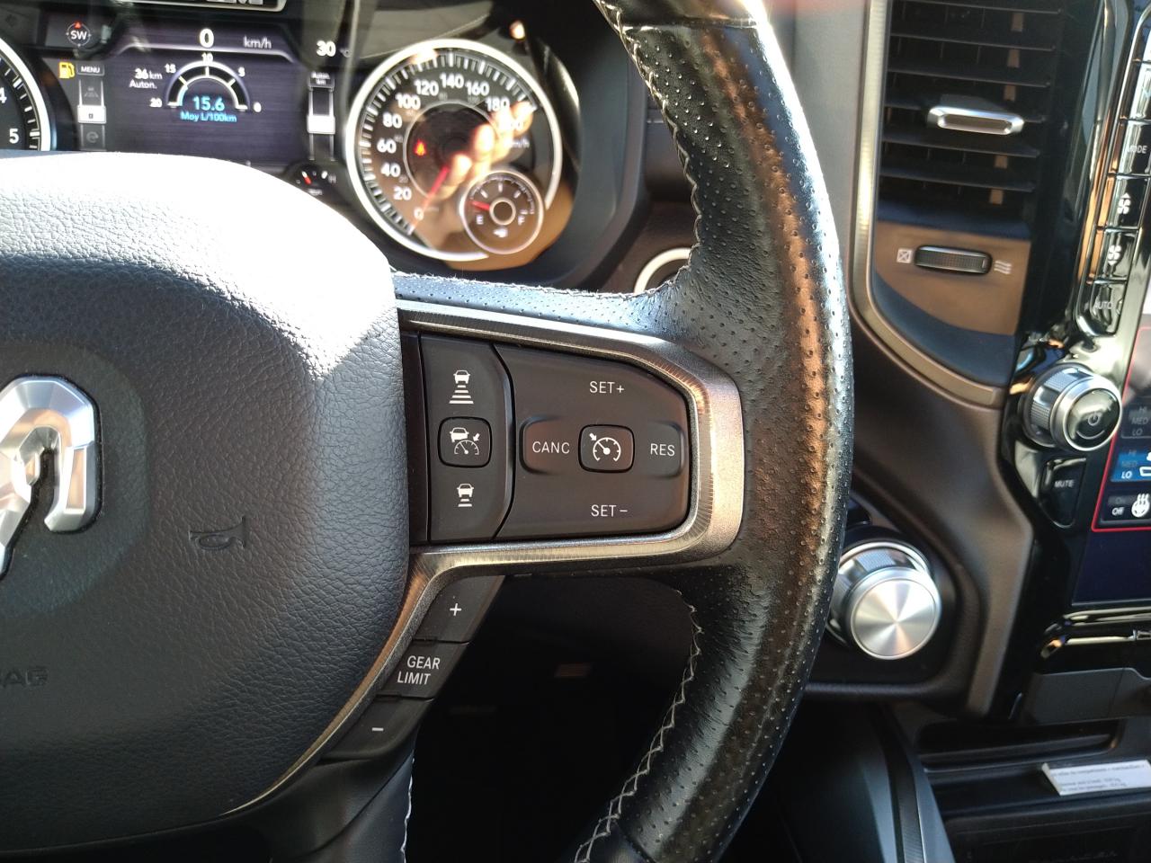 DODGE RAM 1500 CREW SPORT NIGHT EDITION