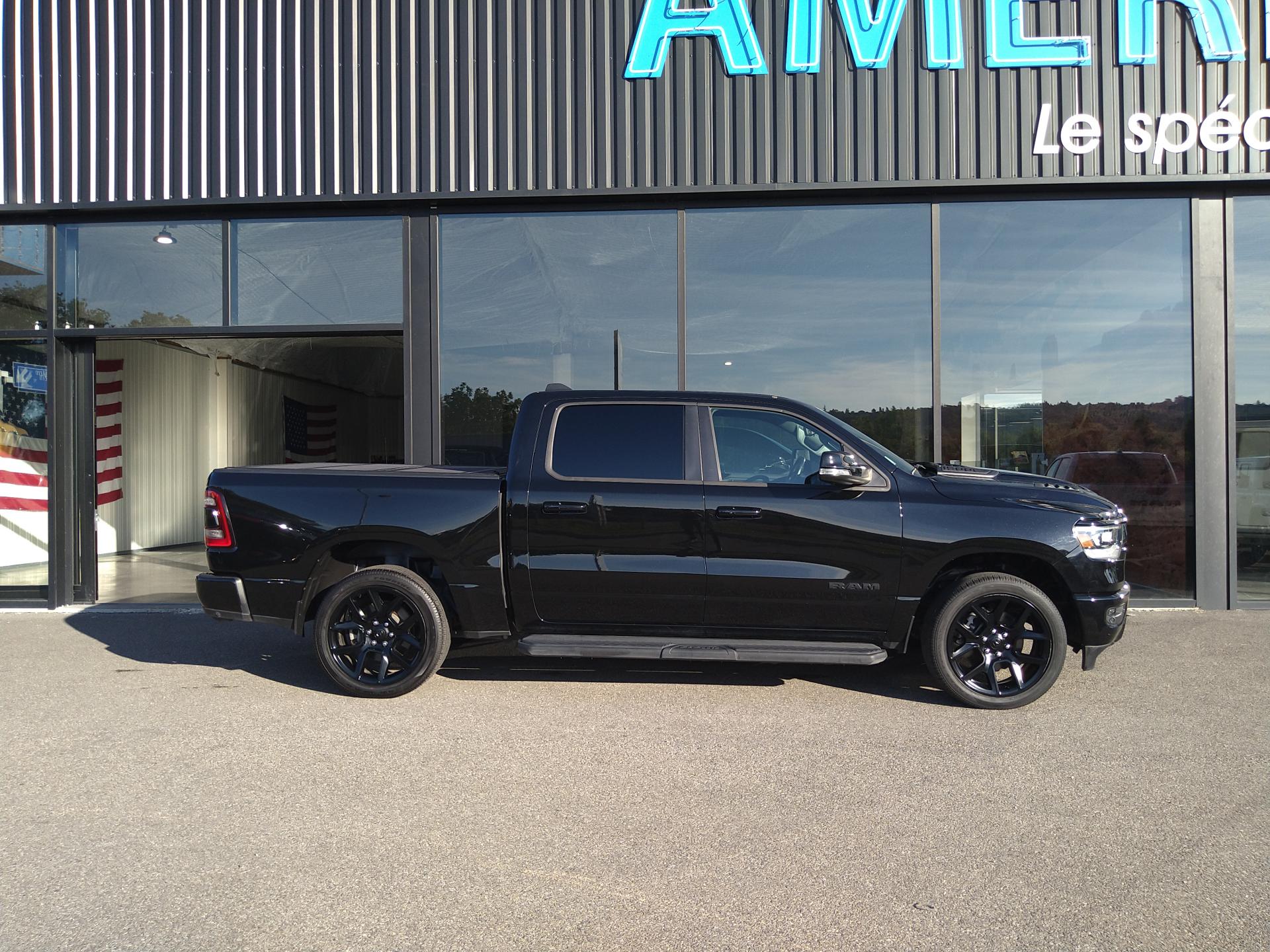 DODGE RAM 1500 CREW SPORT NIGHT EDITION