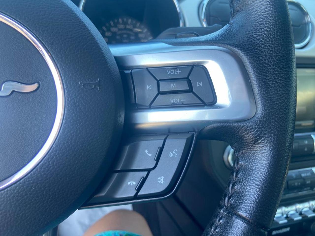 FORD MUSTANG GT CABRIOLET V8 5.0L BVA
