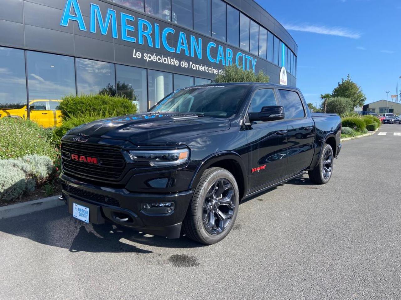 DODGE RAM 1500 CREW LIMITED (RED) EDITION