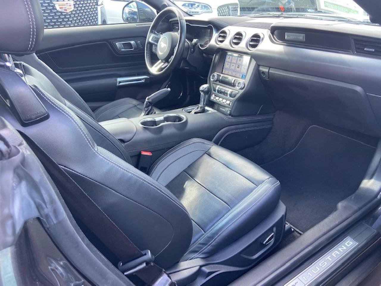 FORD MUSTANG GT CABRIOLET V8 5.0L BVA10