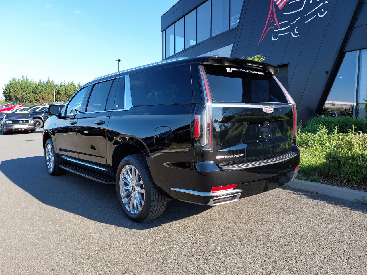 CADILLAC ESCALADE ESV Premium V8 6.2L